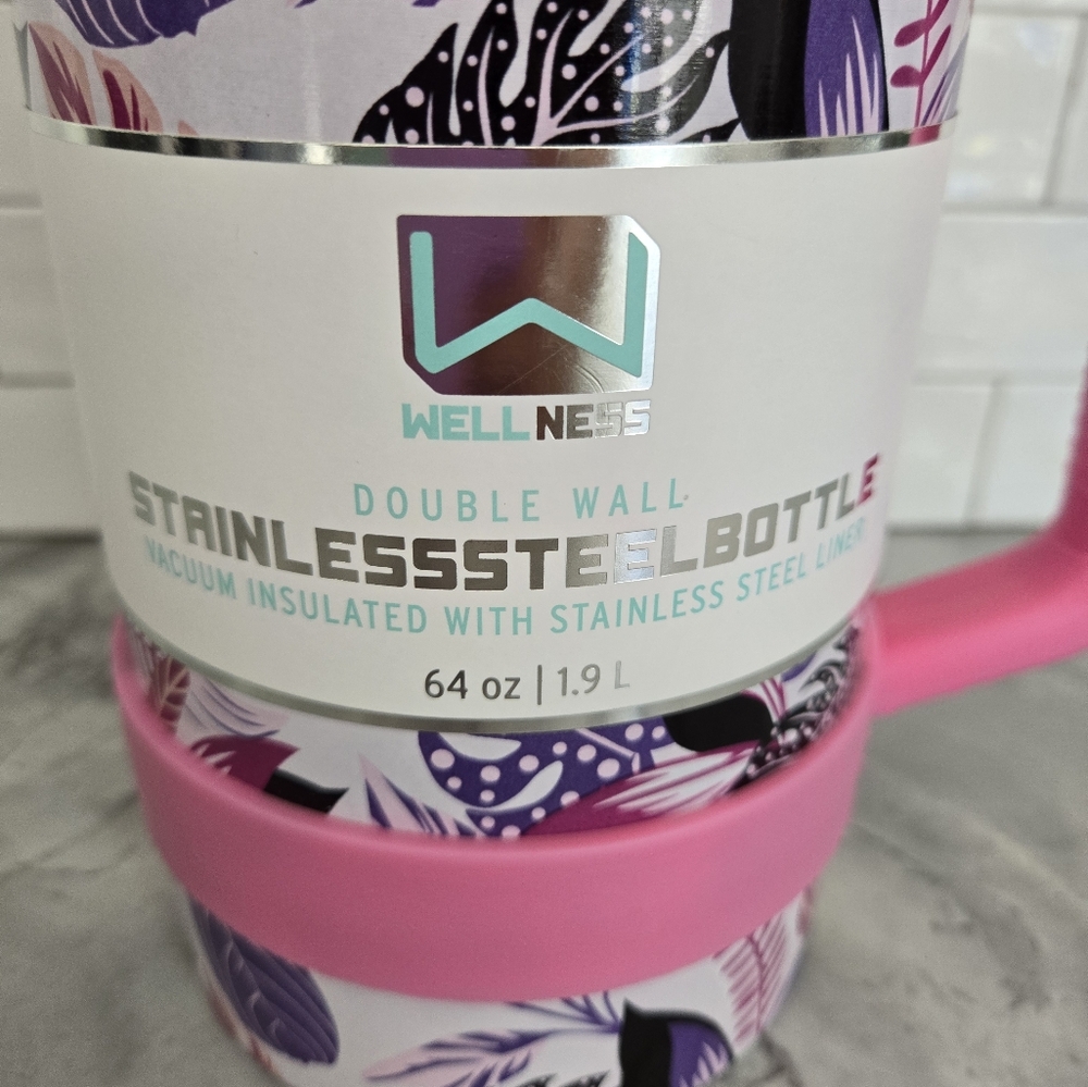 Large beverage cup - Picture 2 of 3